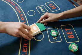 plus777 apk gaming platform hero banner showing sports and casino entertainment